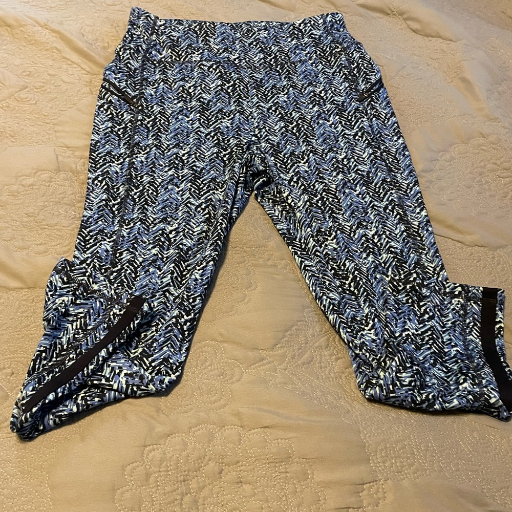 T by Talbots leggings. Size L.